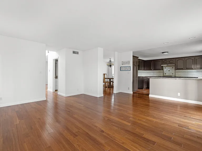 605 N Guadalupe Ave #B — Photo 7