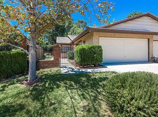 25633 Almendra Dr, Santa Clarita, CA 91355
