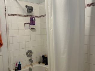 2069 Ivar Ave, Los Angeles, CA 90068