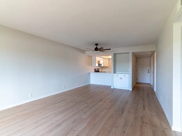 4150 E Cactus Rd #216 — Photo 6