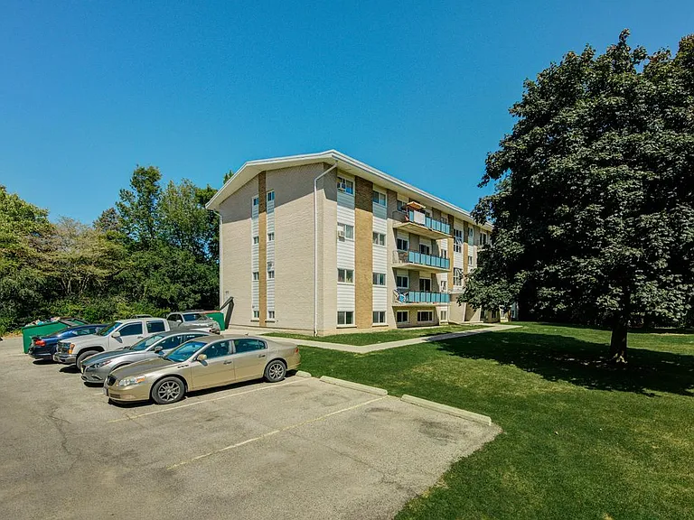 432 Leinster St #438-10 — Photo 13