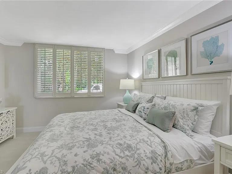 2357 Gulf Shore Blvd N #107 — Photo 18
