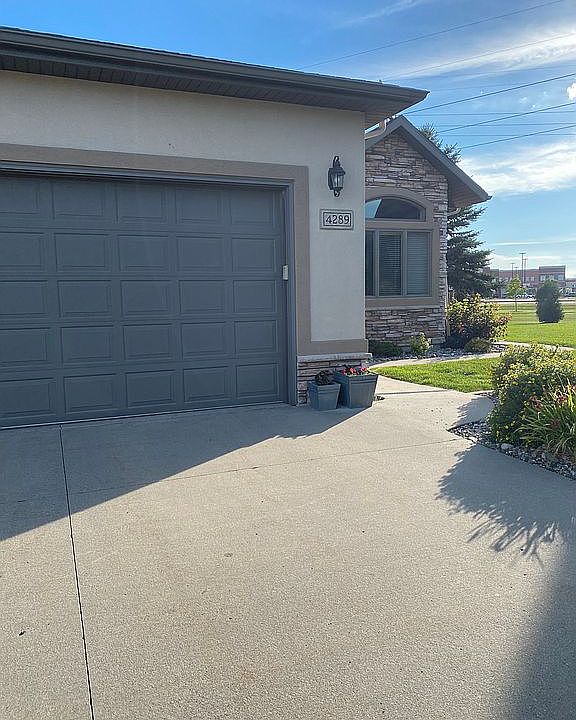 1st image of 4289 Coventry Dr S