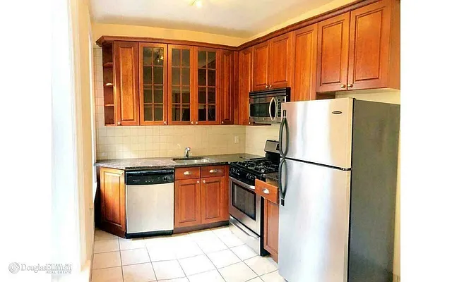 Rented by Douglas Elliman | media 2