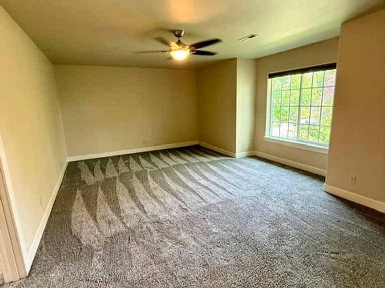 20441 Aberdeen Dr — Photo 14