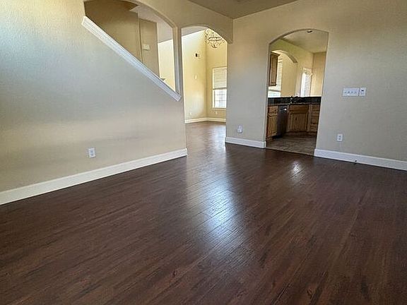 3rd image of 1899 Seadrift Dr Unit B
