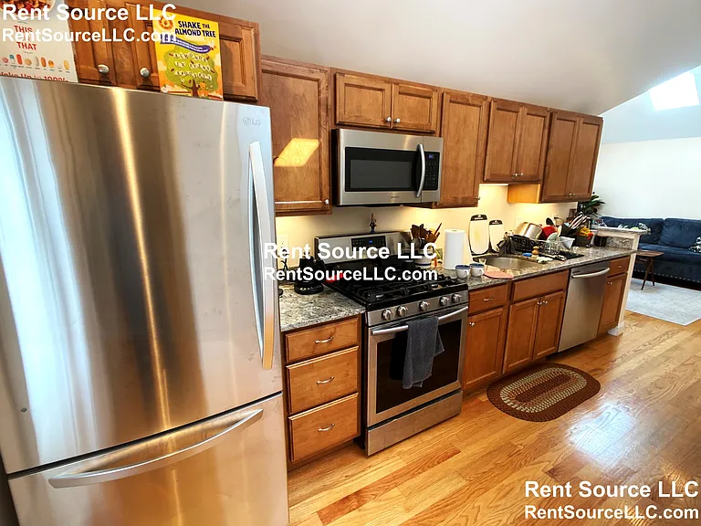 537 Main St #2 — Photo 26