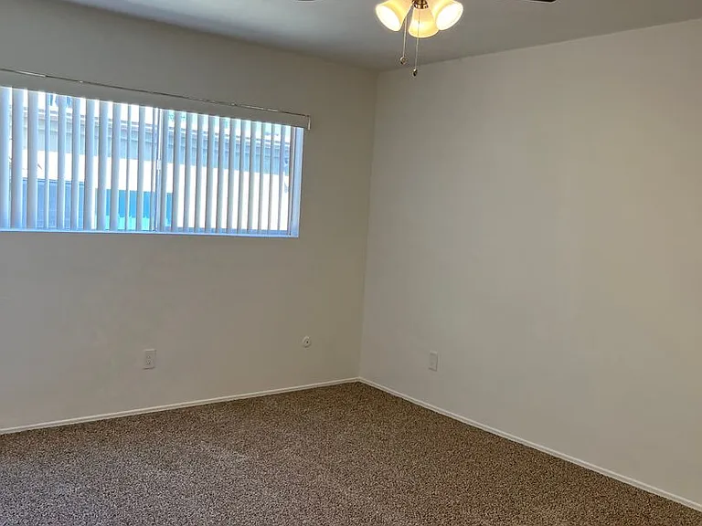4055 Iowa St #5 — Photo 16