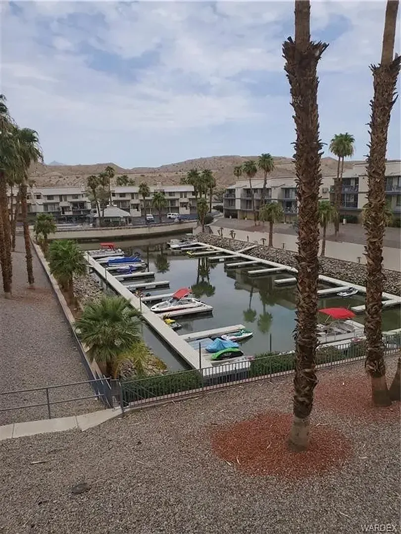 Beautiful Marina View Condo 2BR 2BA Fully Furnished! Turnkey — Photo 1