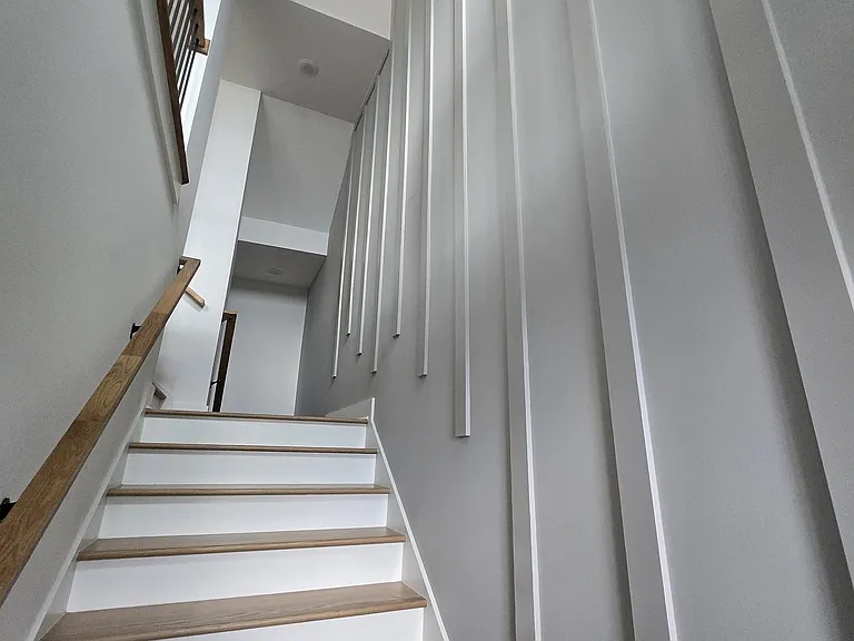 237 W Marietta St — Photo 25