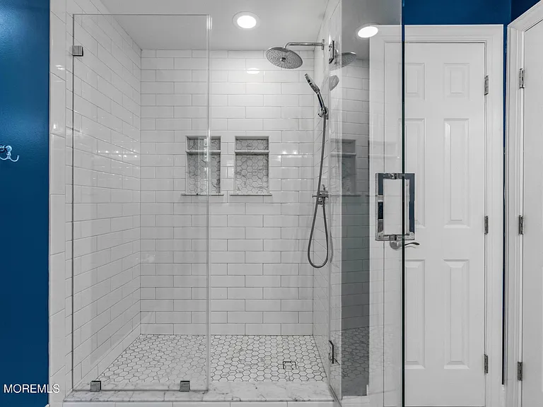 15 Faxon Dr — Photo 23