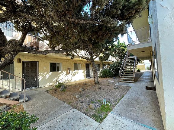 2nd image of 3187 Ashford St #R