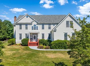 23 Whaling Drive, Waterford, CT 06385
