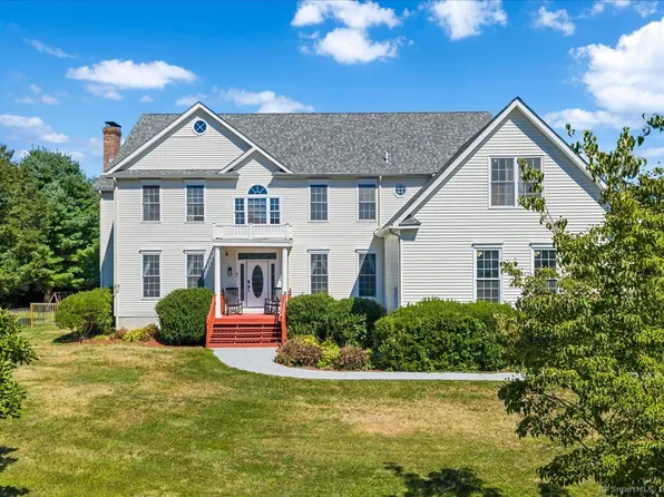 23 Whaling Drive, Waterford, CT 06385