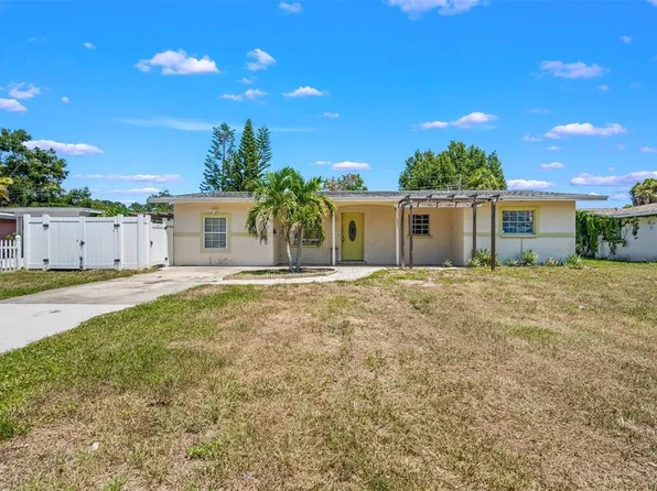 3543 24th Pkwy, Sarasota, FL 34235