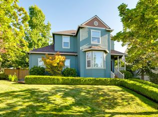 13096 SW Roshak Rd, Tigard, OR 97223