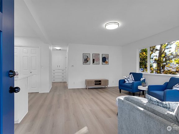 2nd image of 8610 SW Moreland Avenue