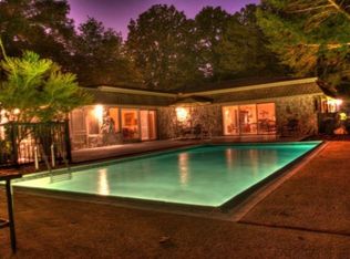 317 Valleybrook Ln, Hixson, TN 37343