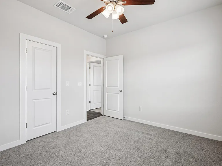 2337 Moon Tower Trl — Photo 36