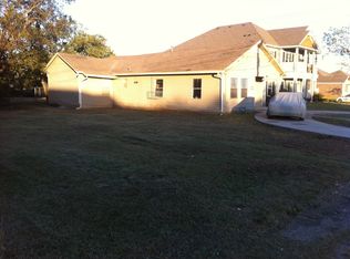 1922 S 17th St, Waco, TX 76706