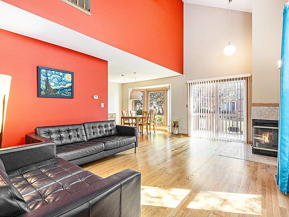 2nd image of 1512 Barrymore Dr #1512