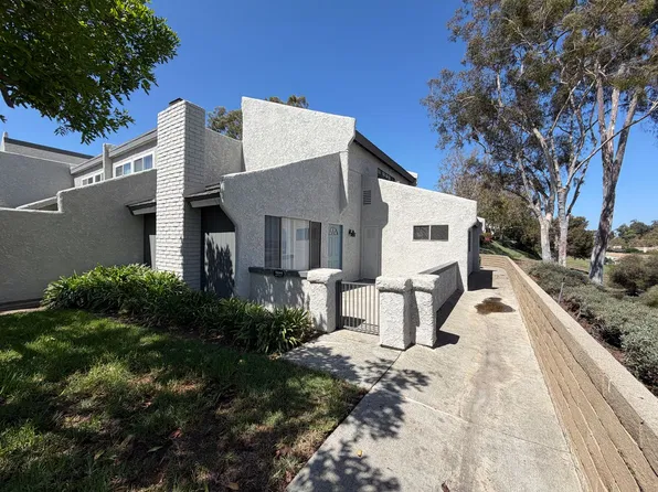 18644 Maplewood Cir, Huntington Beach, CA 92646