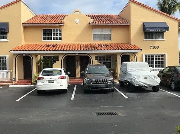 7100 NW 173rd Dr APT 1304, Hialeah, FL 33015