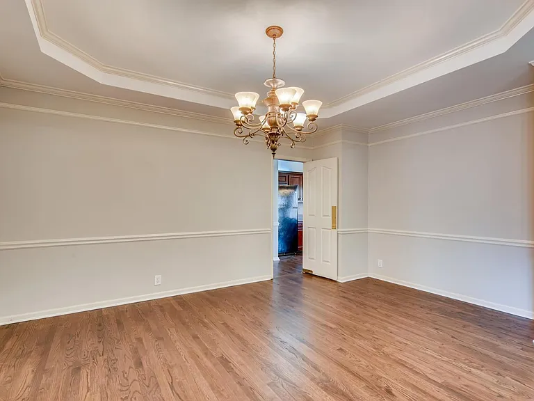 8449 Indian Hills Dr — Photo 11