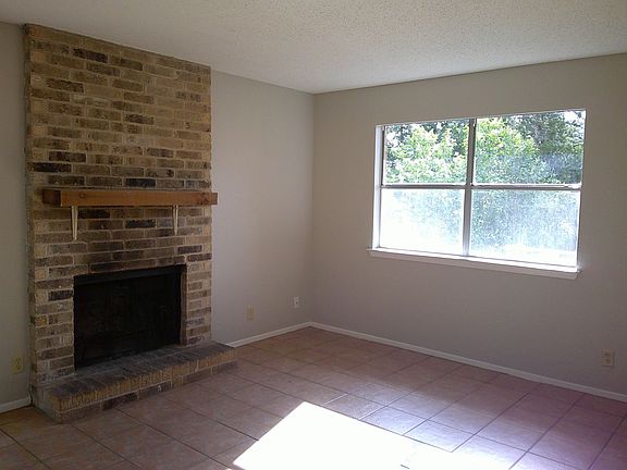 2nd image of 8102 Dunn St #B
