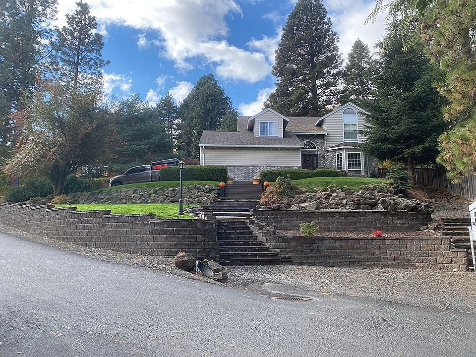 2nd image of 1106 Alder St