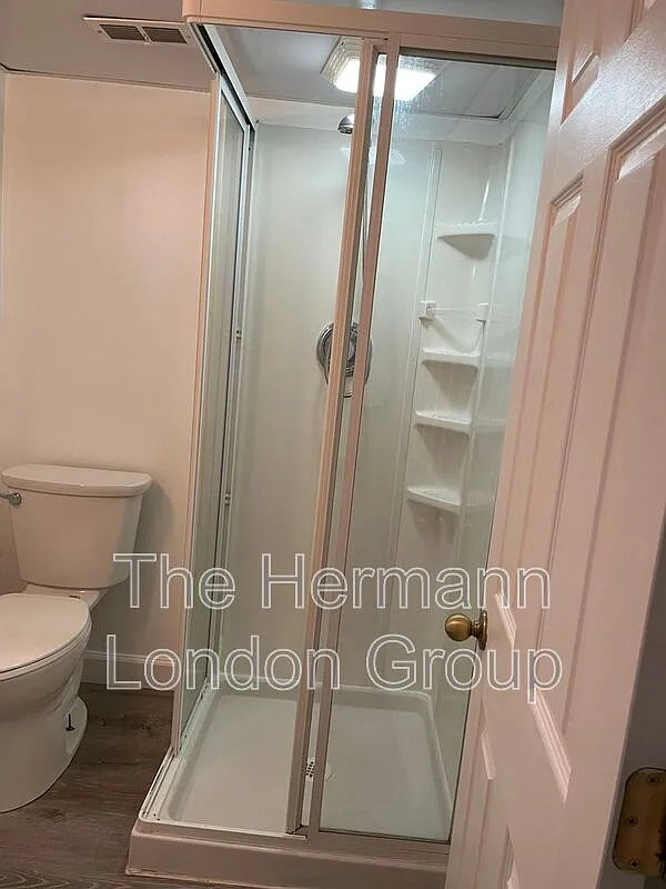 2 bed, 2.0 bath, 854 sqft, $1,700 — Photo 3