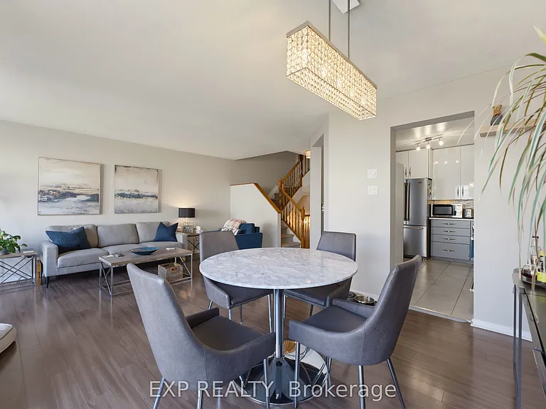 2215 Silverado Cres — Photo 14