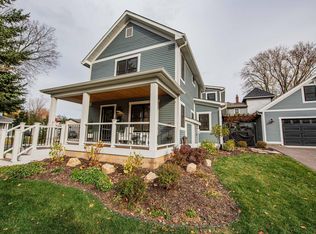 923 5th St N, Stillwater, MN 55082