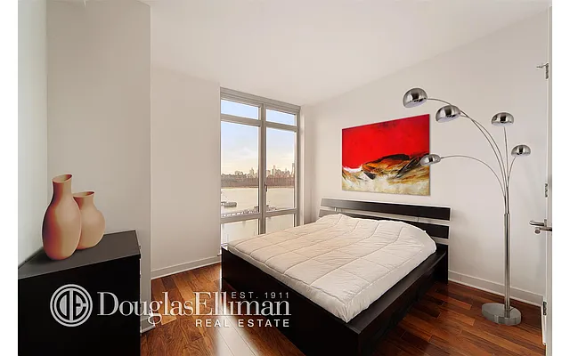 Rented by Douglas Elliman | media 36