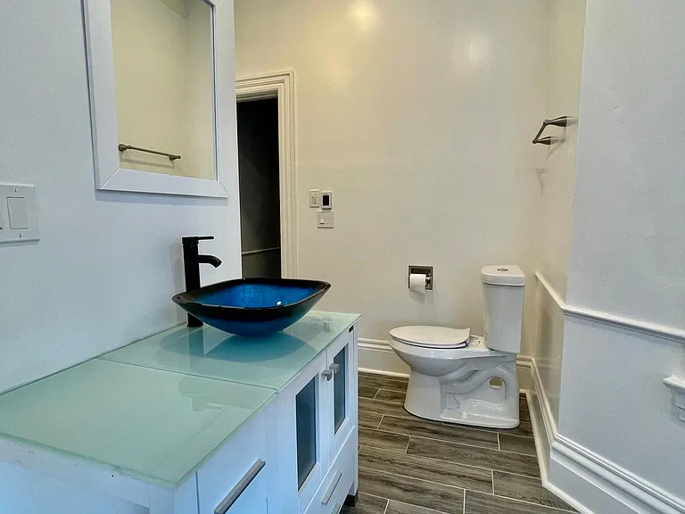 733 S Negley Ave #2 — Photo 10