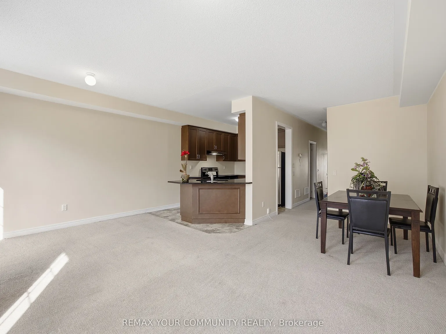 3 bed, $2,900 — Photo 4