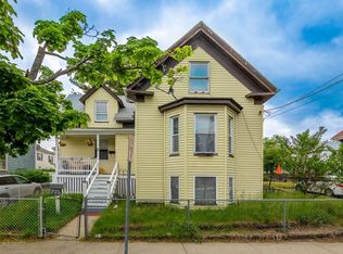 18 Robinson St, Lynn, MA 01905