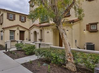 6995 Vining St, Chino, CA 91710