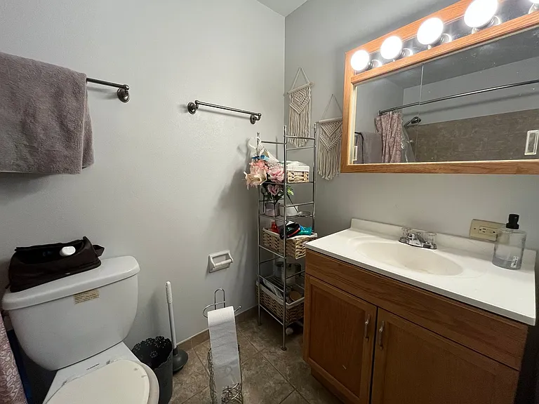 10628 W Dakota St — Photo 31