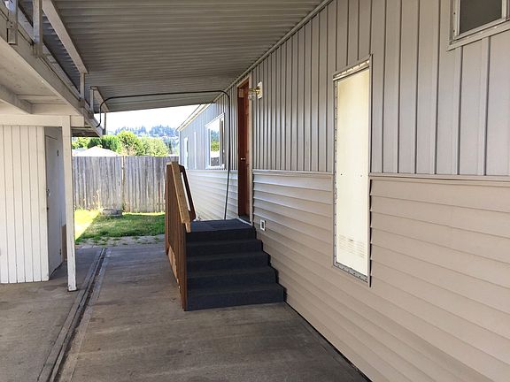5th image of 10801 62nd Street Ct E #4