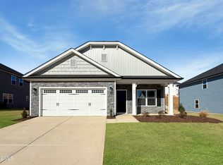 79 Northwood Dr, Fuquay Varina, NC 27526