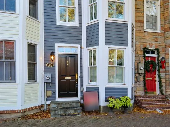 525 N Alfred St, Alexandria, VA 22314