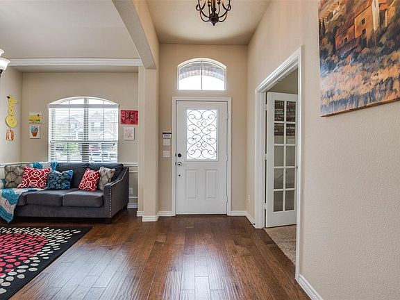 3rd image of 5108 Breezewind Ln