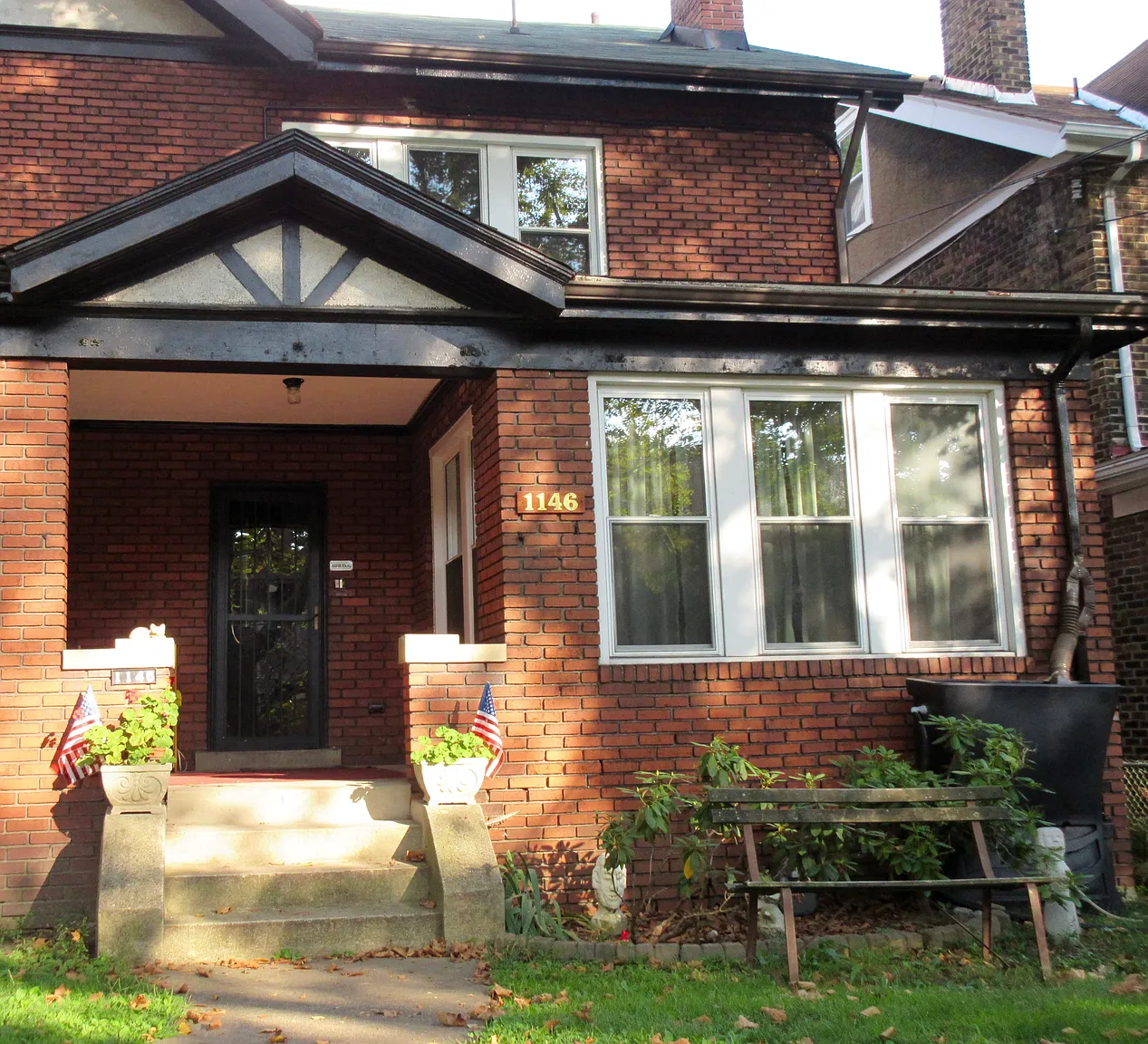 1146 N Negley Ave photo 1