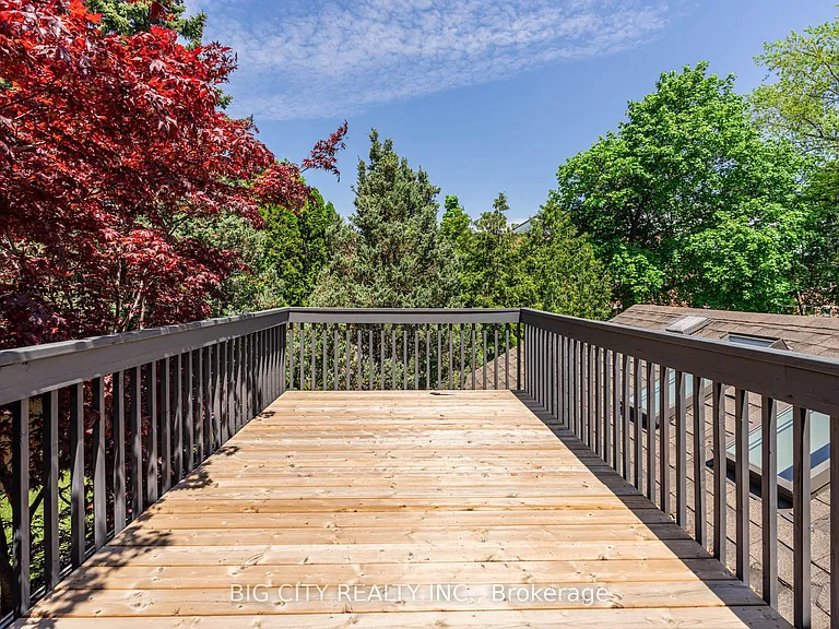 104 Donlea Dr — Photo 23