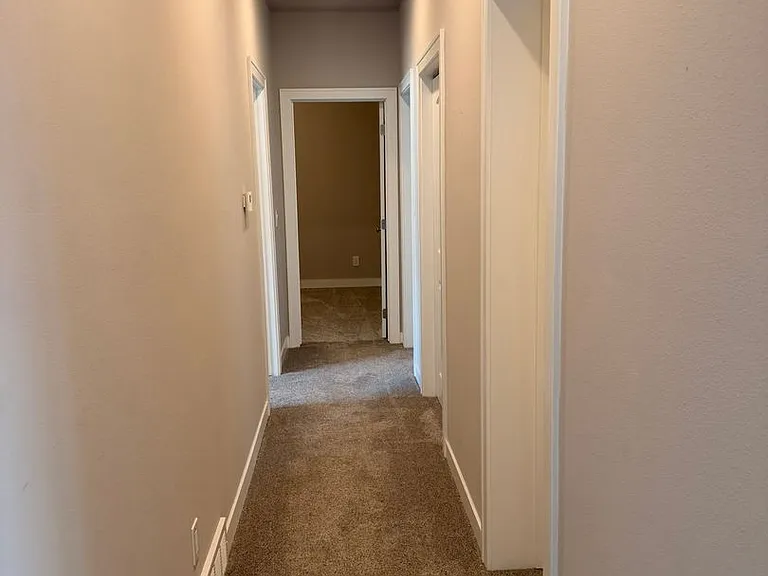 1726 Kade Ct — Photo 9