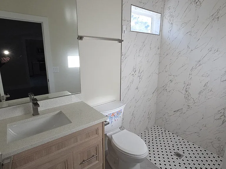 40 Farmsworth Dr #B — Photo 12