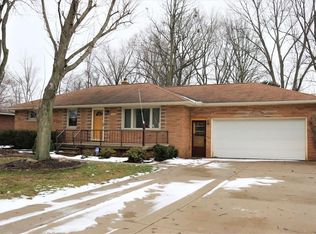 1010 Lancer Dr, Amherst, OH 44001
