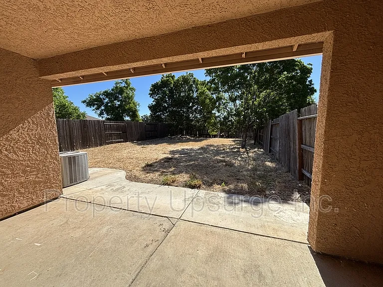 3745 Silvario Ct — Photo 19