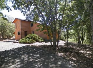 1105 Alpine Rd, Eagle Pt, OR 97524